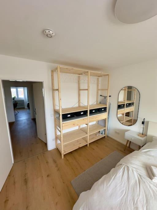 Apartment City-apartment, Messe Und Airport Bequem Erreichbar Düsseldorf